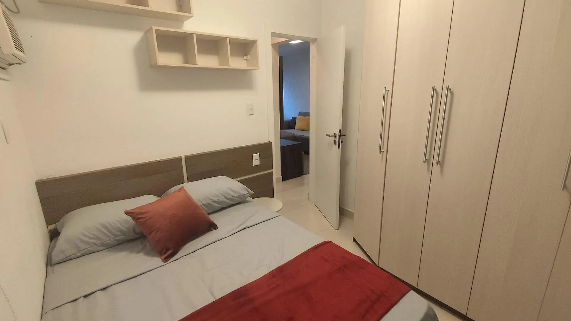 Aconchegante Apto A 300M Da Praia Em Balneario Camboriu Edificio San Isidro! 아파트