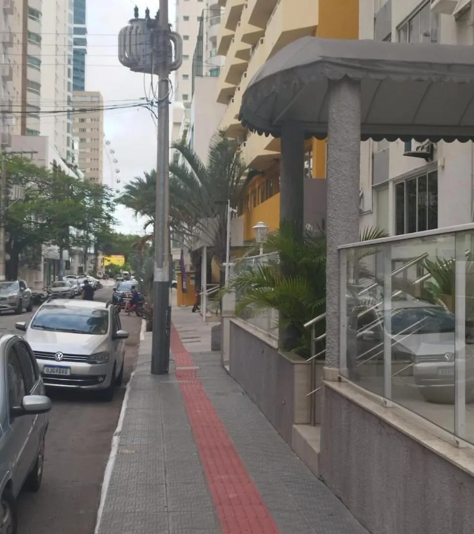 Aconchegante Apto A 300M Da Praia Em Balneario Camboriu Edificio San Isidro!